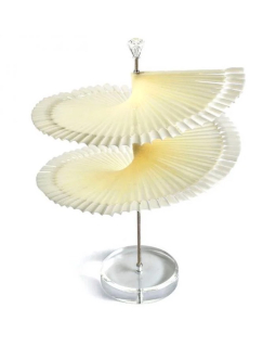 Типсы на штативе белые.