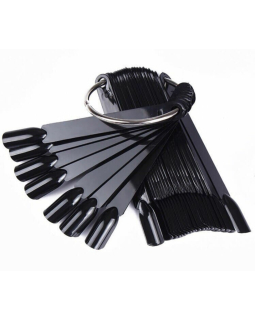 Типсы на кольце черные